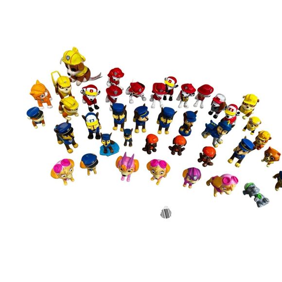 Paw Patrol action figure bundle ~35+ pcs Chase Marshall Skye Rubble Tsuma Rocky - Picture 1 of 6